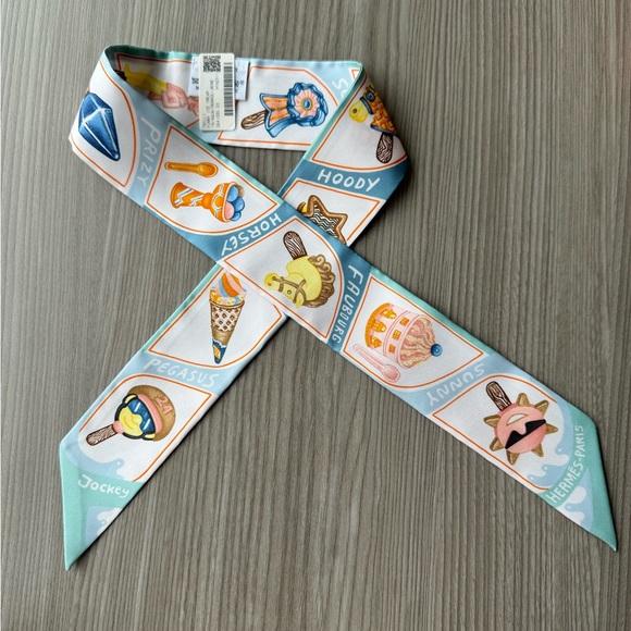 Hermes funny ice cream twilly - Picture 3 of 12